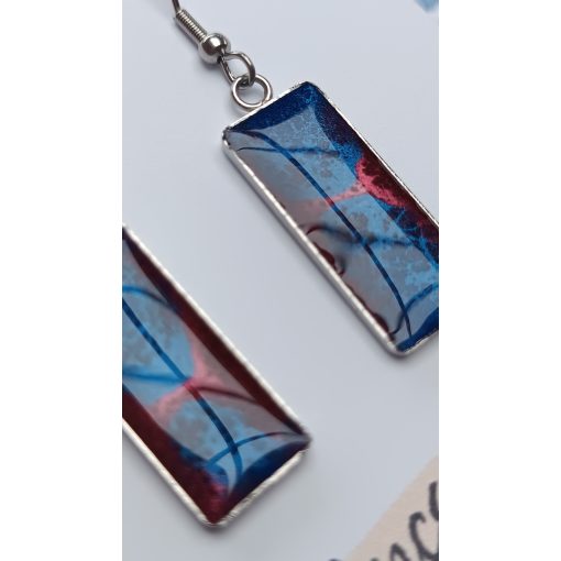 Batikolt mintázatú fülbevaló